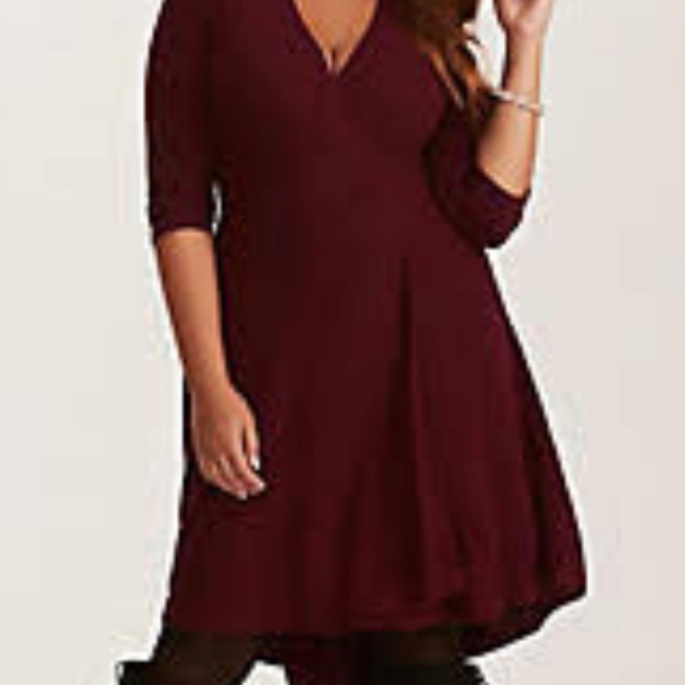 Torrid Wine 3/4 sleeve dress